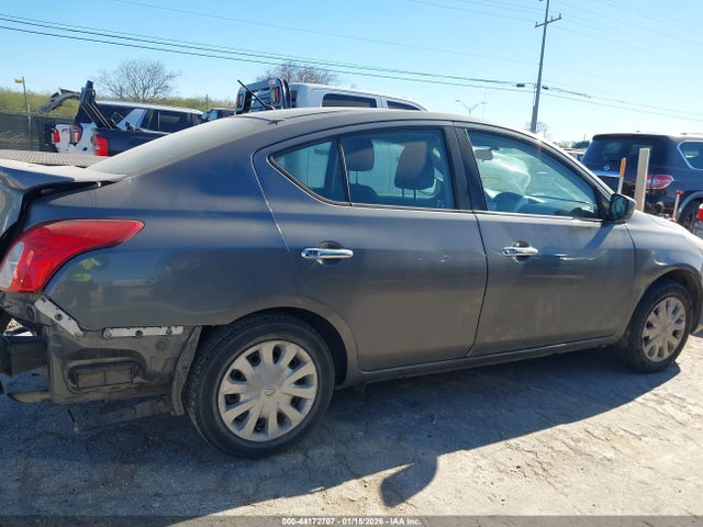 3N1CN7APXJL874771 Nissan Versa 1.6 Sv