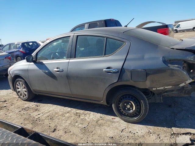 3N1CN7APXJL874771 Nissan Versa 1.6 Sv