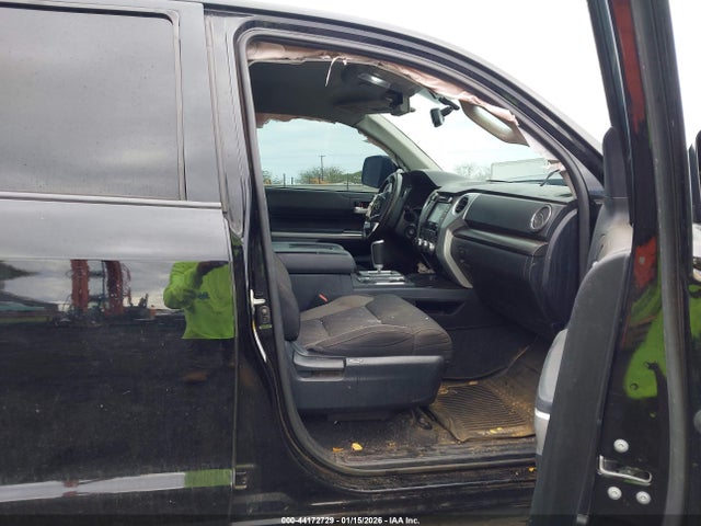 5TFDY5F13HX637166 Toyota Tundra Sr5 5.7l V8