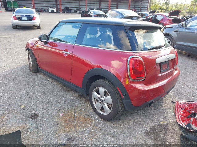 2015 MINI HARDTOP WMWXM5C56FT942467 Photo 2