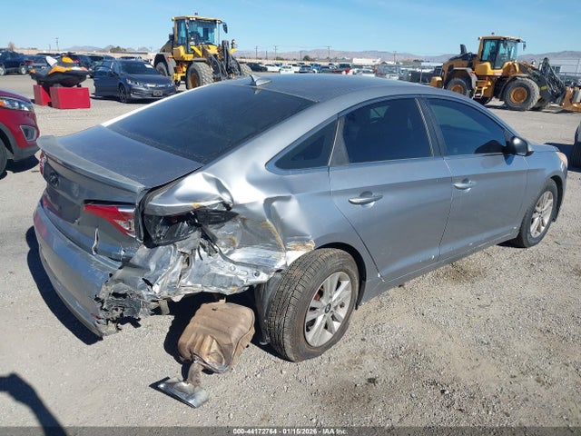 5NPE24AF2FH012642 Hyundai SONATA SE
