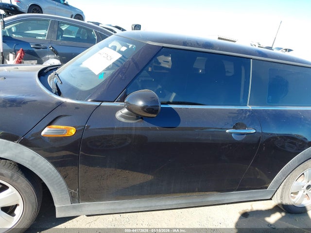 WMWXP5C58K2H96146 Mini Cooper