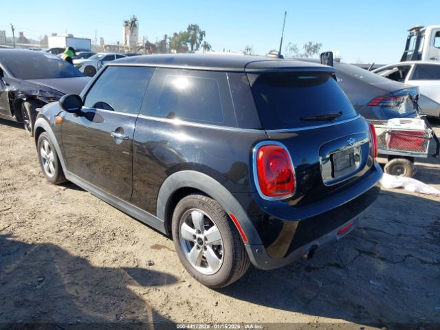 2019 MINI HARDTOP WMWXP5C58K2H96146 Photo 2
