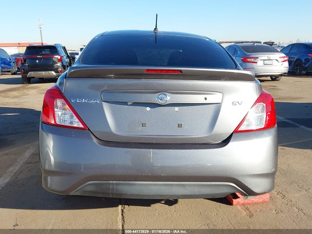 Nissan Versa 1.6 Sv 2018 3N1CN7AP0JL855937 Image 17