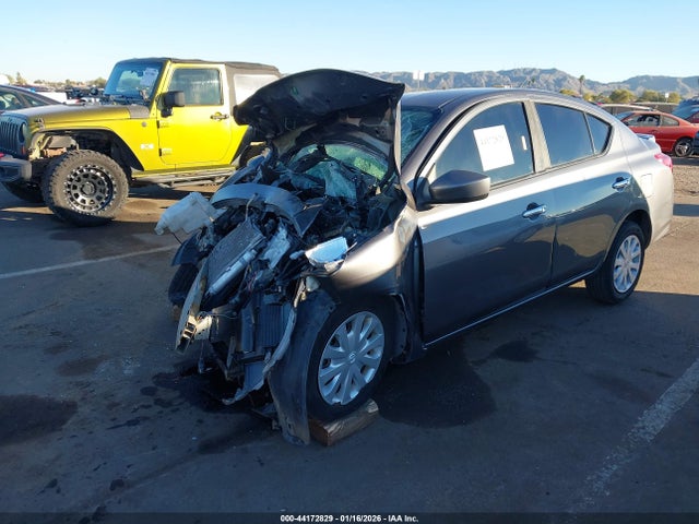 Nissan Versa 1.6 Sv 2018 3N1CN7AP0JL855937 Image 2