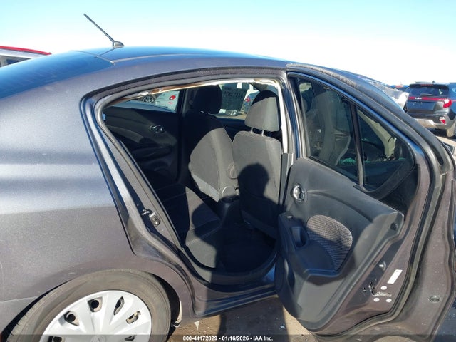 Nissan Versa 1.6 Sv 2018 3N1CN7AP0JL855937 Image 8
