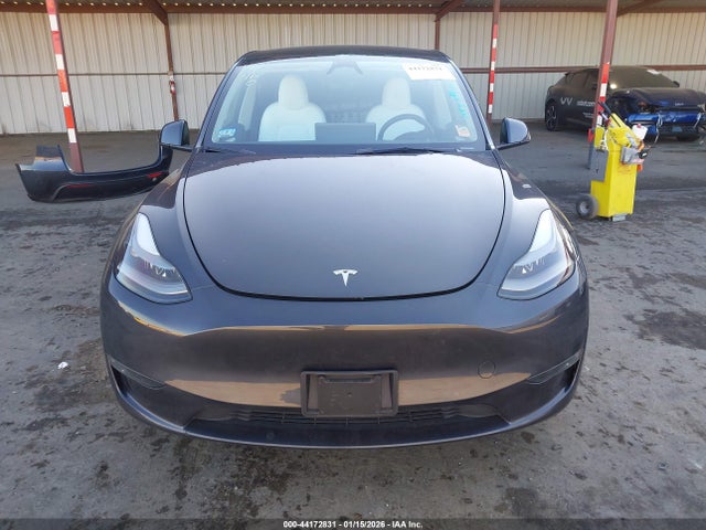 7SAYGDEE2RA223018 Tesla Model Y Long Range Dual Motor All-wheel Drive