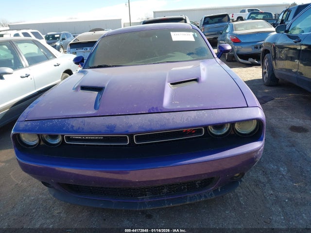 2016 Dodge Challenger R/t მანქანა იყიდება აუქციონზე, vin: 2C3CDZBT0GH172519, აუქციონის ნომერი: 44172848