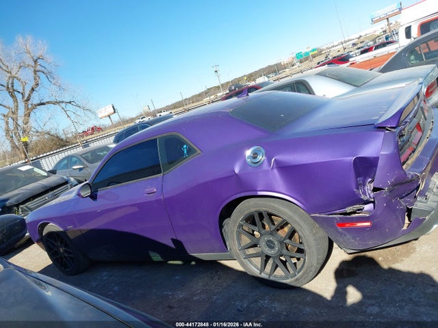 2016 Dodge Challenger R/t მანქანა იყიდება აუქციონზე, vin: 2C3CDZBT0GH172519, აუქციონის ნომერი: 44172848