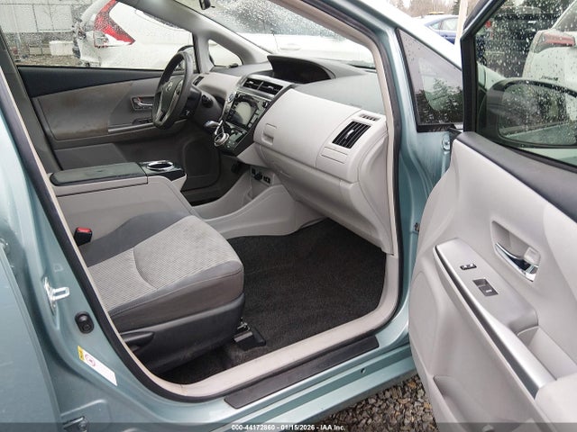 JTDZN3EU6HJ057654 Toyota Prius V Three