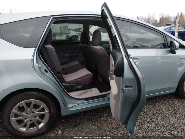 JTDZN3EU6HJ057654 Toyota Prius V Three