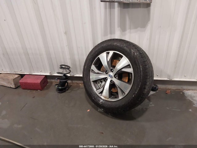 4S4WMAFD7K3428367 Subaru Ascent Premium