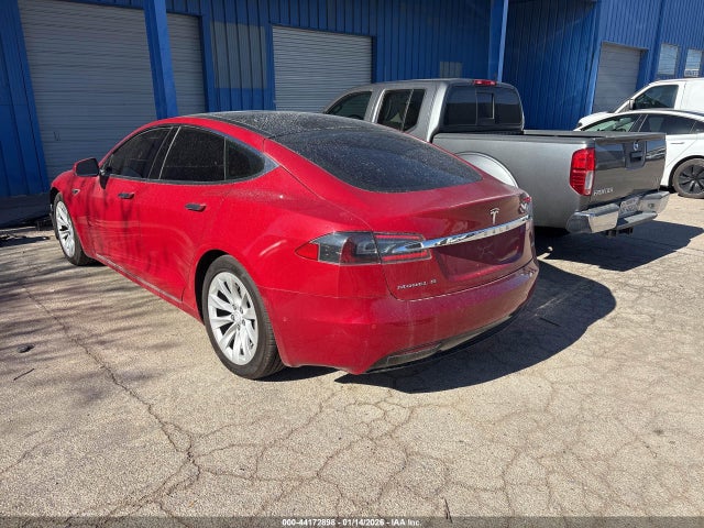 44172898 :رقم المزاد ، 5YJSA1E21GF156369 vin ، 2016 Tesla Model S 60d/70d/75d/85d/90d مزاد بيع