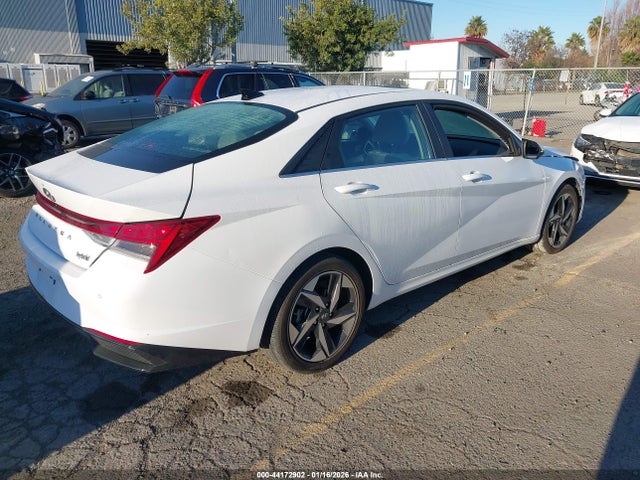 2023 HYUNDAI ELANTRA HYBRID KMHLN4AJ6PU055922 Photo 3