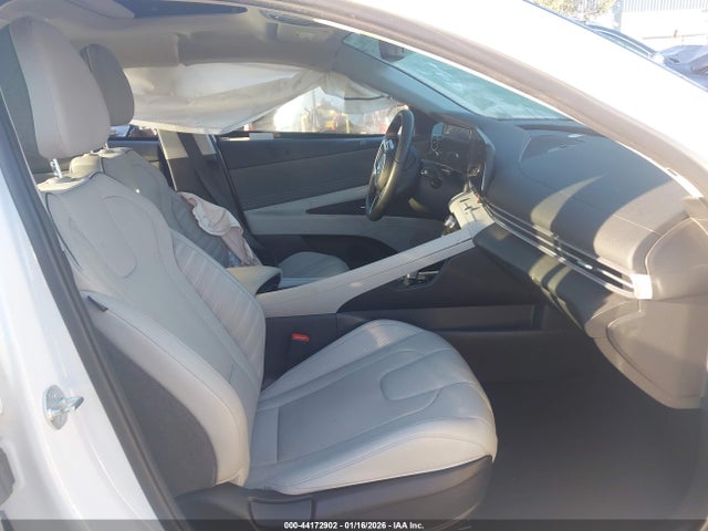 2023 HYUNDAI ELANTRA HYBRID KMHLN4AJ6PU055922 Photo 4
