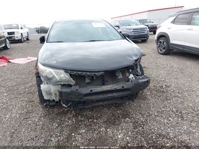 2014 Toyota Camry Se Sport მანქანა იყიდება აუქციონზე, vin: 4T1BF1FK3EU844552, აუქციონის ნომერი: 44172920