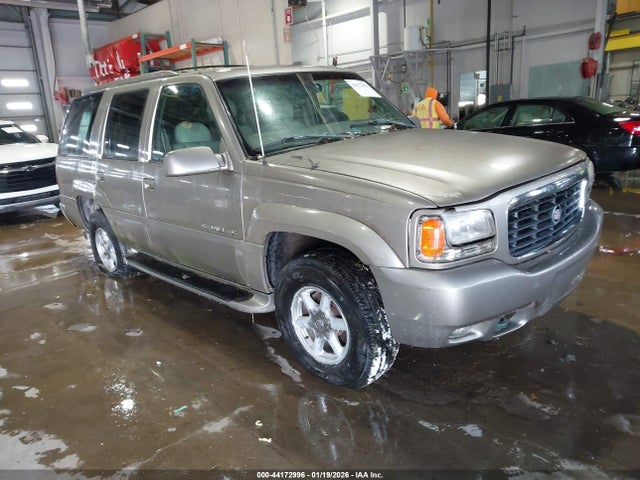 2000 CADILLAC ESCALADE 1GYEK13R2YR131626 Photo 0