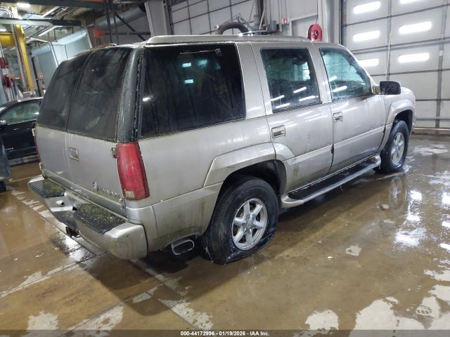 2000 CADILLAC ESCALADE 1GYEK13R2YR131626 Photo 3