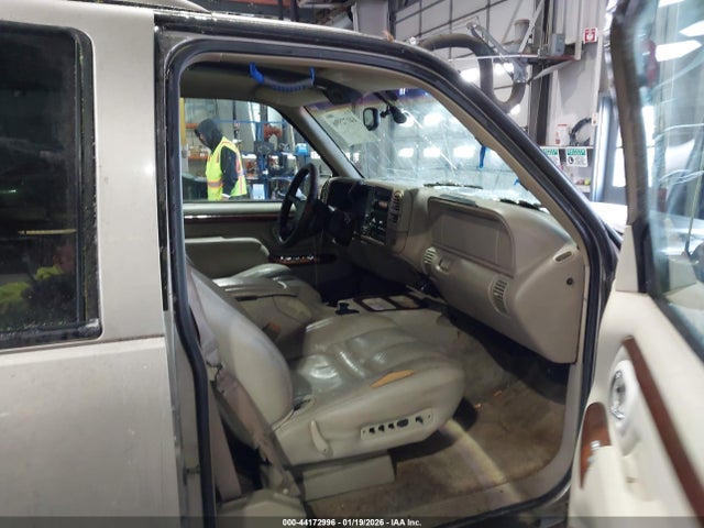 2000 CADILLAC ESCALADE 1GYEK13R2YR131626 Photo 4