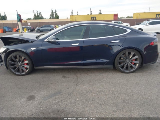 Aukcja sprzedaży 2013 Tesla Model S Performance, vin: 5YJSA1DP2DFP27683, numer aukcji: 44173012