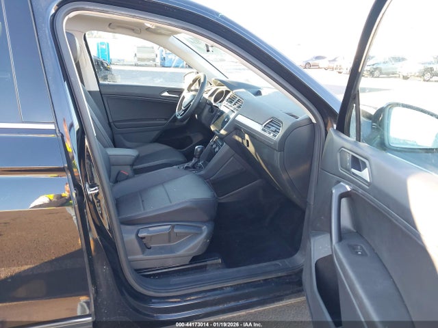 Aukcja sprzedaży 2021 Volkswagen Tiguan 2.0t Se/2.0t Se R-line Black/2.0t Sel, vin: 3VV2B7AX7MM116372, numer aukcji: 44173014