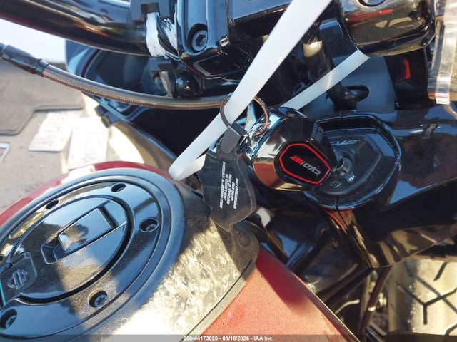 2025 HARLEY-DAVIDSON FLTRXSTSE 1HD1TL811SB957107 Photo 10