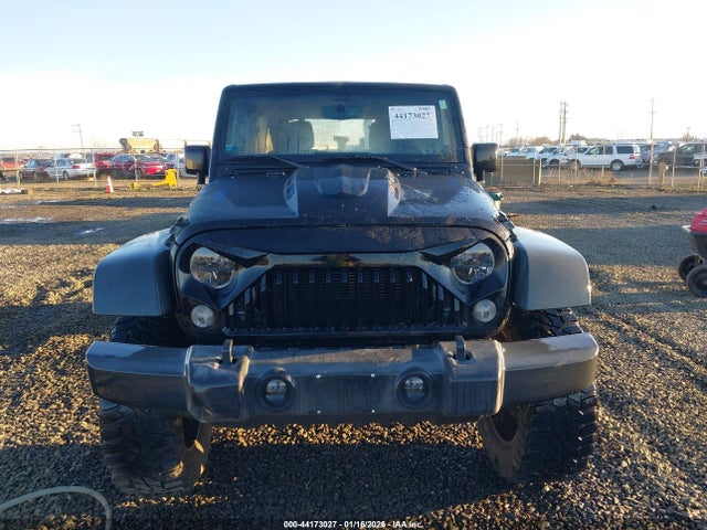 1C4HJWDG3EL197701 Jeep Wrangler Unlimited Sport