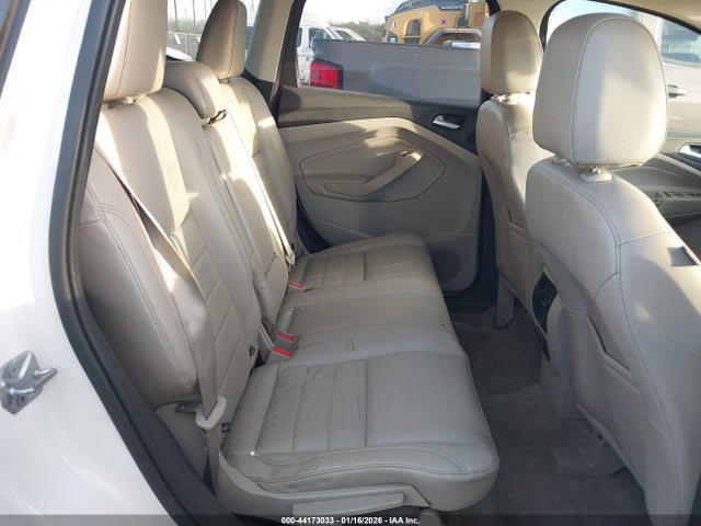 1FMCU0J96GUB58274 Ford Escape Titanium