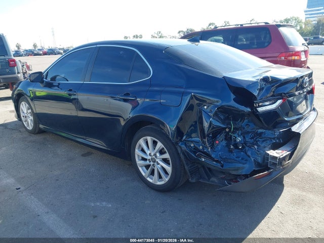 4T1C11AKXMU613088 Toyota CAMRY LE
