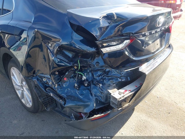 4T1C11AKXMU613088 Toyota CAMRY LE