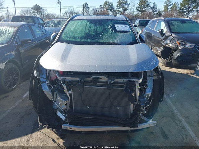 44173112 :رقم المزاد ، 4T3T6RFV2RU156911 vin ، 2024 Toyota Rav4 Hybrid Se مزاد بيع