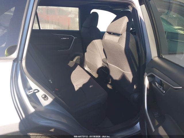 44173112 :رقم المزاد ، 4T3T6RFV2RU156911 vin ، 2024 Toyota Rav4 Hybrid Se مزاد بيع