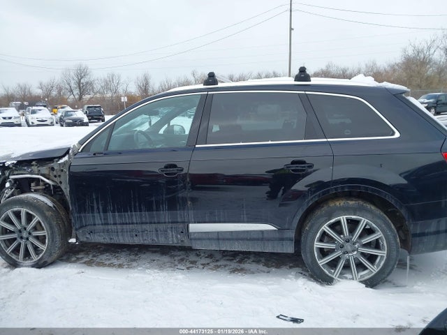 2018 Audi Q7 3.0t Premium მანქანა იყიდება აუქციონზე, vin: WA1LAAF77JD045168, აუქციონის ნომერი: 44173125