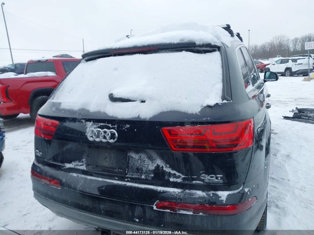 2018 Audi Q7 3.0t Premium მანქანა იყიდება აუქციონზე, vin: WA1LAAF77JD045168, აუქციონის ნომერი: 44173125