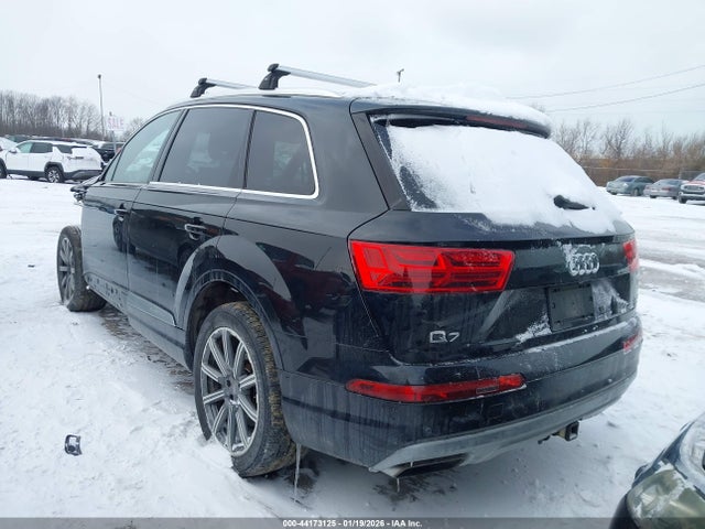 2018 AUDI Q7 WA1LAAF77JD045168 Photo 2