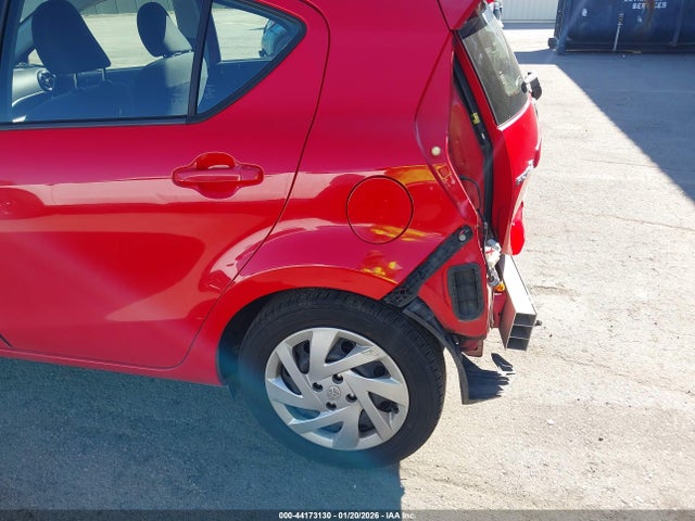 JTDKDTB32F1092169 Toyota Prius C Two