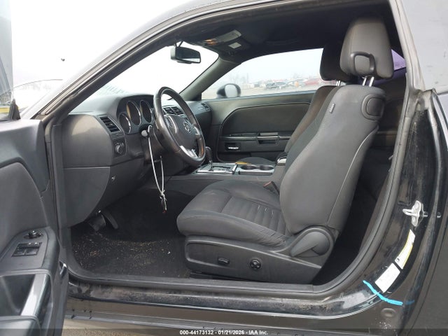 2C3CDYAG1EH225482 Dodge Challenger Sxt
