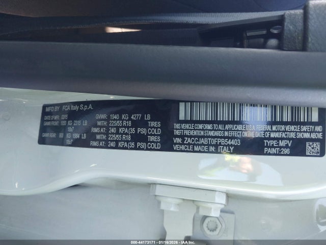 44173171 :رقم المزاد ، ZACCJABT0FPB54403 vin ، 2015 Jeep Renegade Latitude مزاد بيع