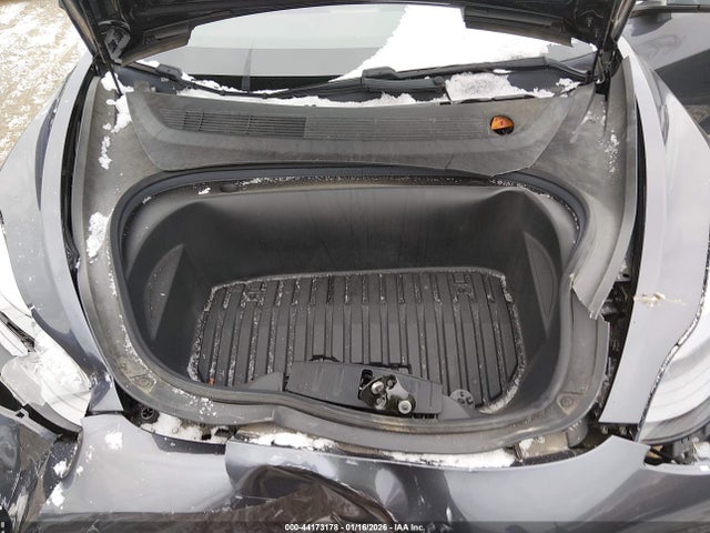 Продажа на аукционе авто 2021 Tesla Model 3 Long Range Dual Motor All-wheel Drive, vin: 5YJ3E1EB5MF993209, номер лота: 44173178