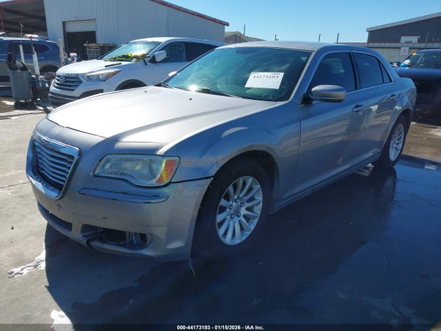 2014 CHRYSLER 300 2C3CCAAG9EH119033 Photo 1