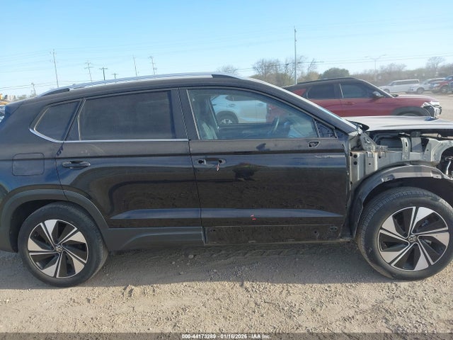 3VVUX7B21RM018555 Volkswagen Taos 1.5t Se