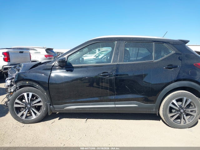 3N1CP5CU6KL568380 Nissan KICKS SR
