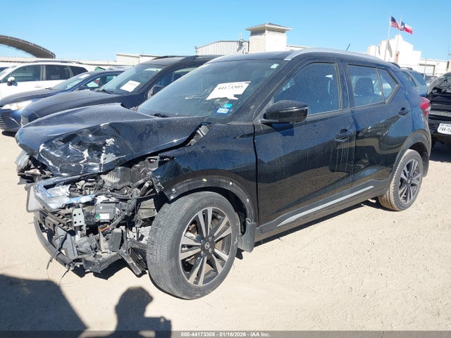 3N1CP5CU6KL568380 Nissan KICKS SR