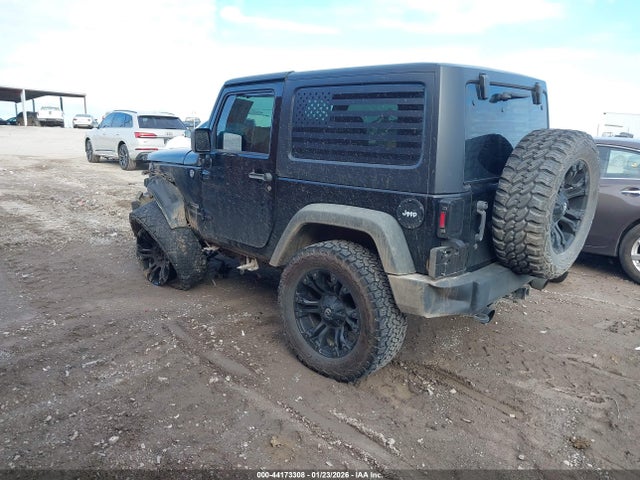 2014 JEEP WRANGLER 1C4AJWAG7EL264077 Photo 2