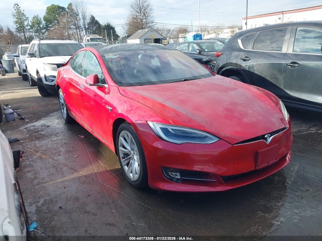 2019 TESLA MODEL S 5YJSA1E25KF335104 Photo 0