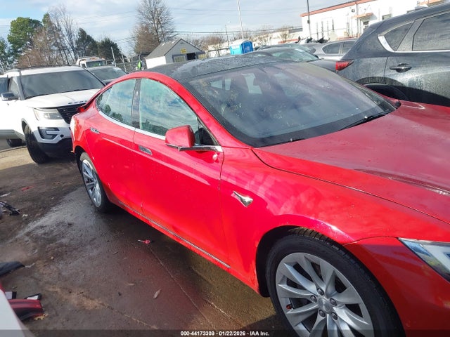 Tesla Model S 100d/75d/long Range/standard Range 2019 5YJSA1E25KF335104 Image 13