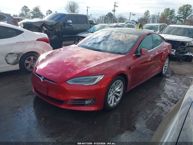 2019 TESLA MODEL S 5YJSA1E25KF335104 Photo 1