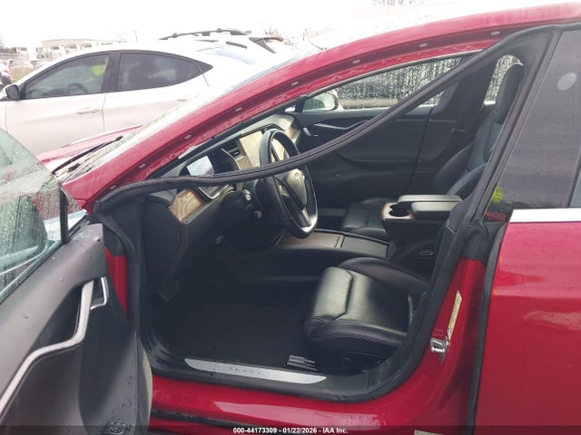 2019 TESLA MODEL S 5YJSA1E25KF335104 Photo 4