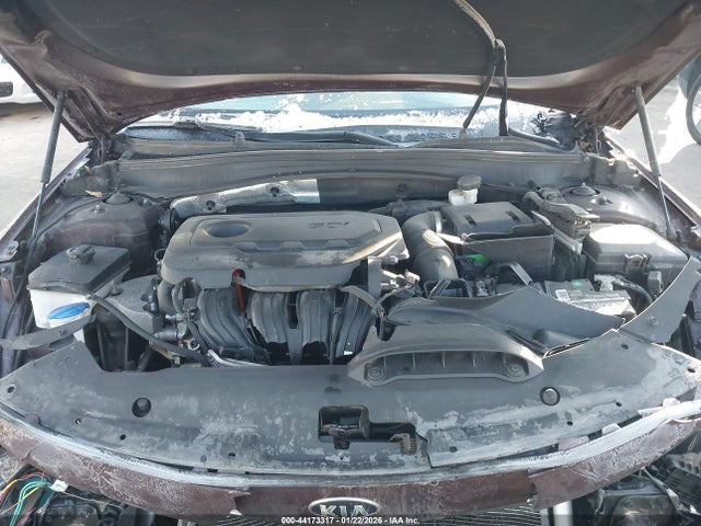 KIA Optima Lx 2017 5XXGT4L33HG129153 Image 10