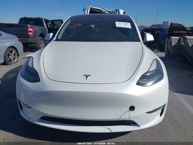 7SAYGDEF4NF558125 Tesla Model Y Performance Dual Motor All-wheel Drive